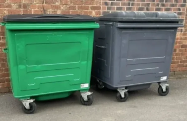 Secondhand Metal Fully Refurbished 1100L Containers - Image 3